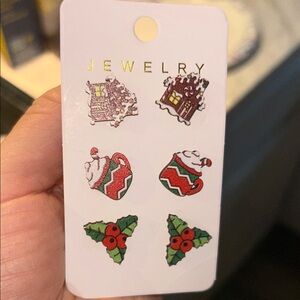 Christmas earrings NWT